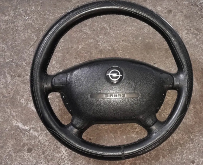 Мульти руль на Opel Vectra B